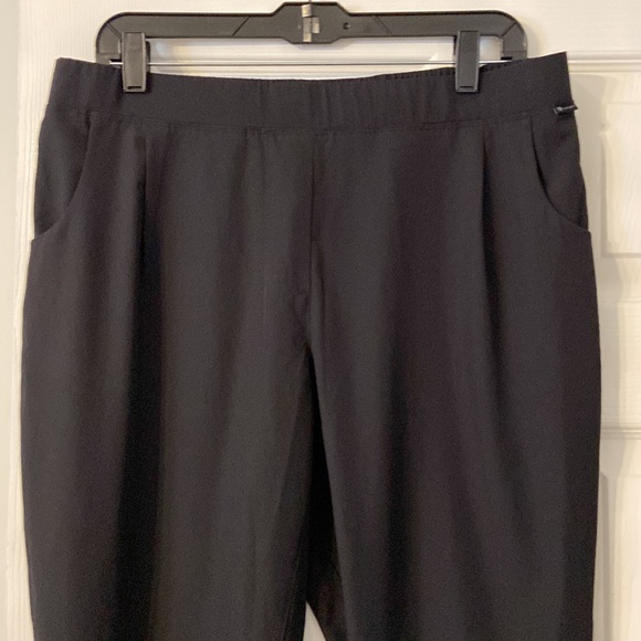 MPG pants size XL excellent condition inseam 27.5” black color - Picture 2 of 8